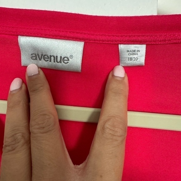 Avenue Pink Short Sleeved blouse plus size 18/20 - Picture 4 of 7